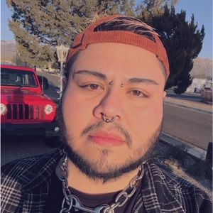 Meet your Posher, Zachary